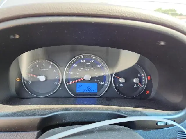 2010 HYUNDAI SANTA FE GLS  