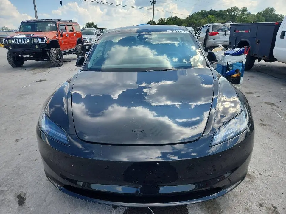 2026 TESLA MODEL 3   