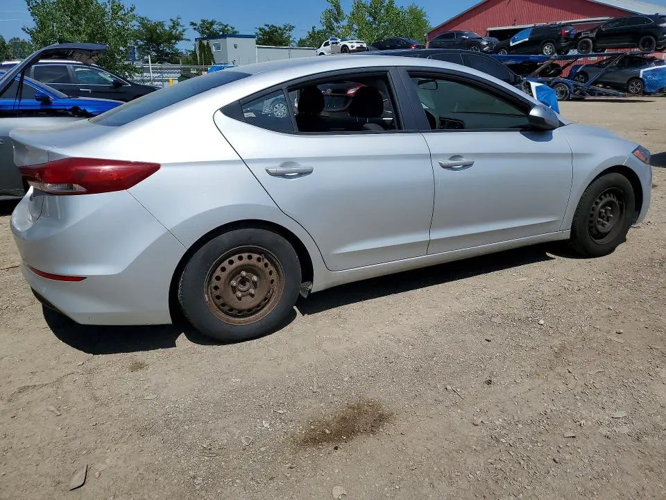 2018 HYUNDAI ELANTRA SE  