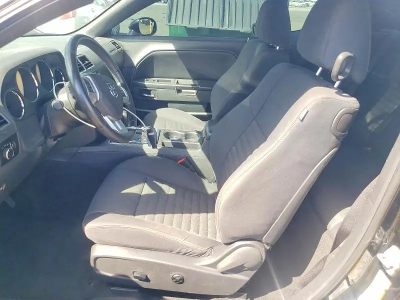 2014 DODGE CHALLENGER SXT  