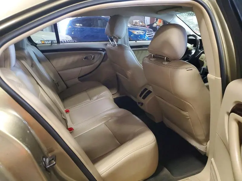 2013 FORD TAURUS LIMITED  