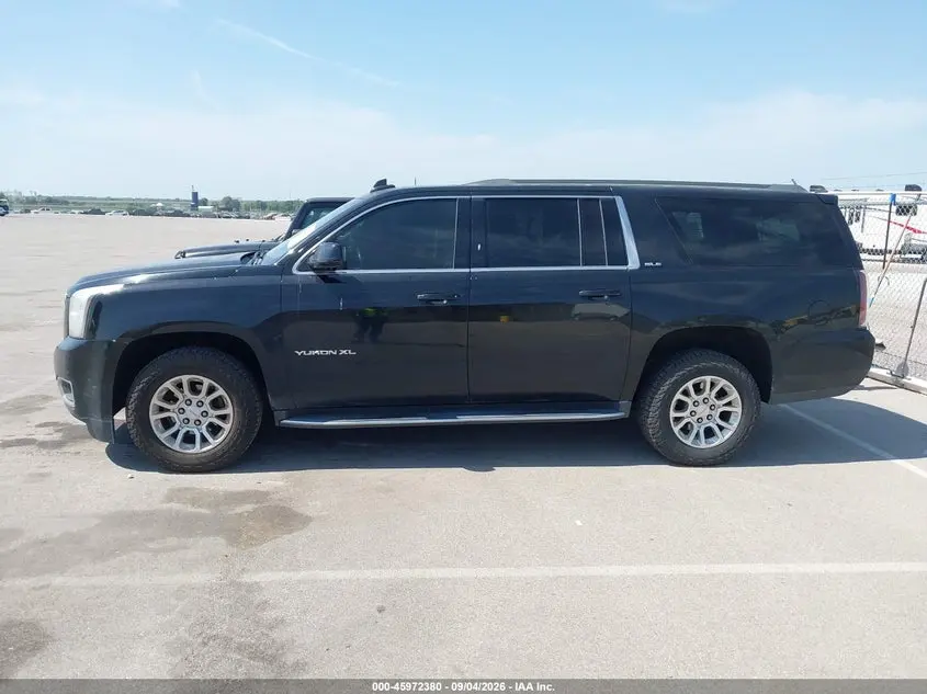 2017 GMC YUKON XL SLE