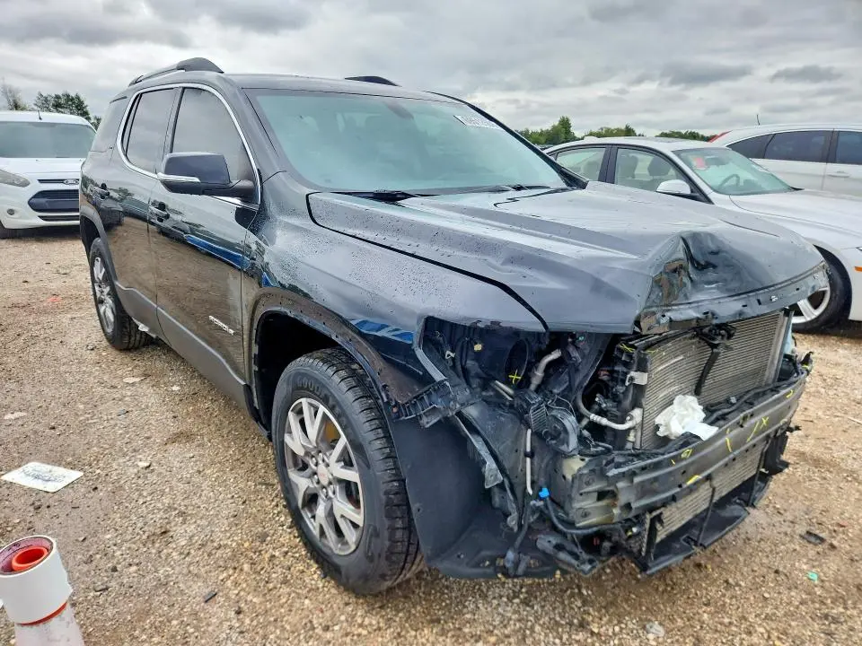 2020 GMC ACADIA SLT  