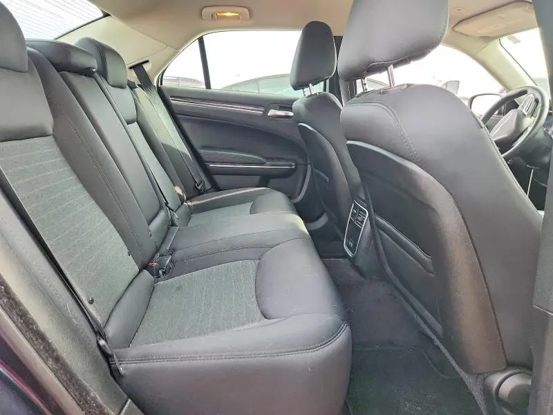 2018 CHRYSLER 300 TOURING  