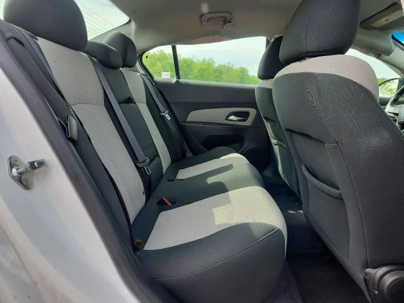 2011 CHEVROLET CRUZE LS  