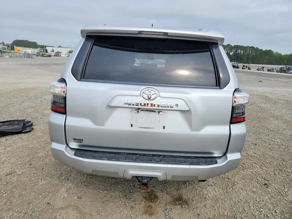 2017 TOYOTA 4RUNNER SR5  