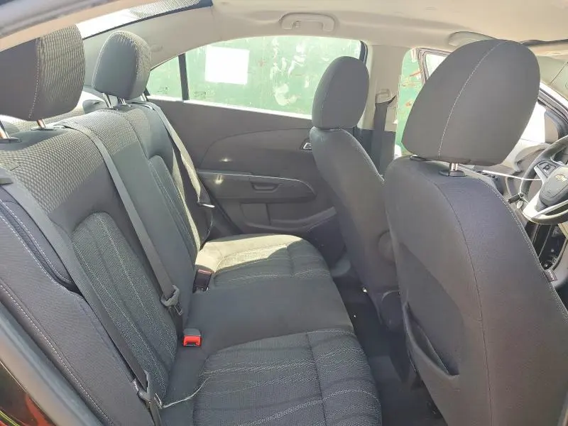 2017 CHEVROLET SONIC LT  
