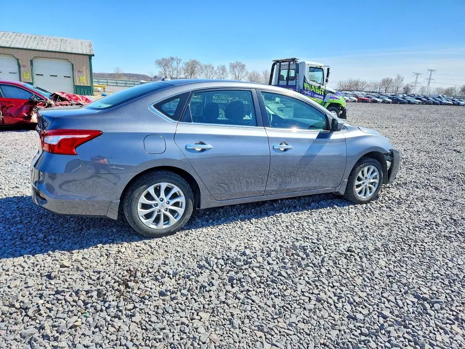 2019 NISSAN SENTRA SV  