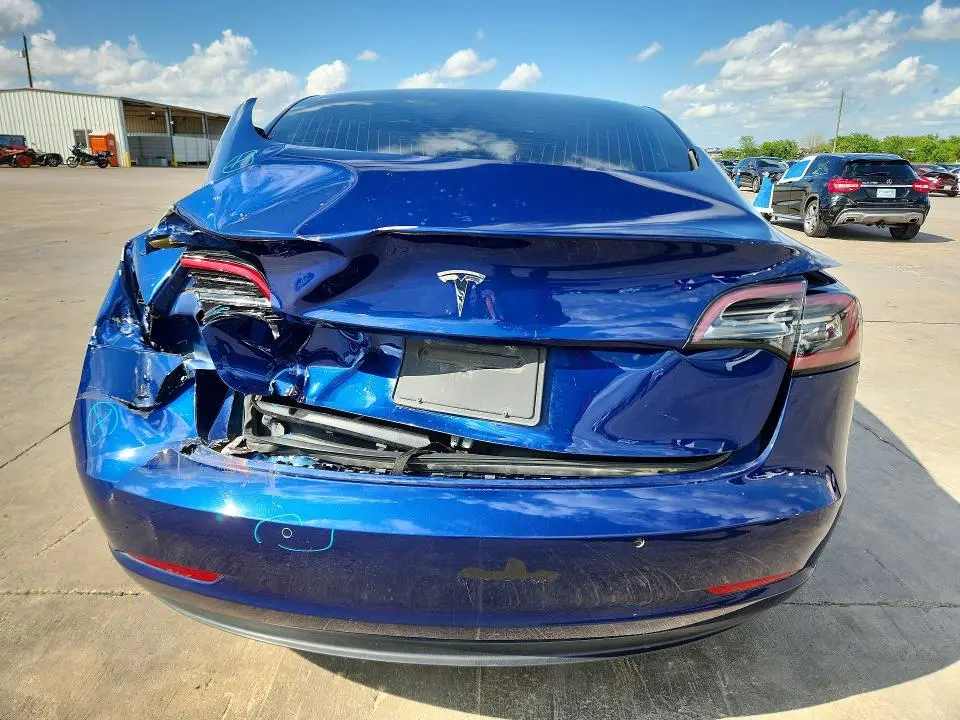 2020 TESLA MODEL 3   