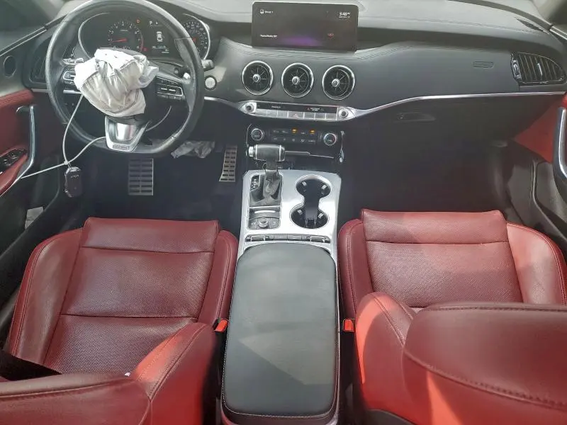 2022 KIA STINGER GT1  