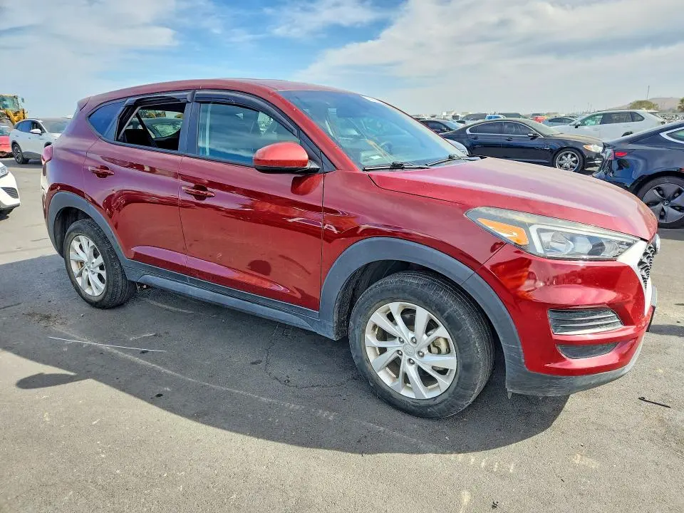 2019 HYUNDAI TUCSON SE  