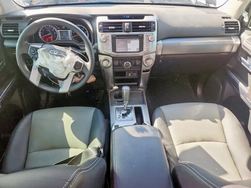 2018 TOYOTA 4RUNNER SR5  