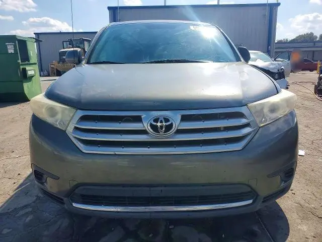 2011 TOYOTA HIGHLANDER BASE  