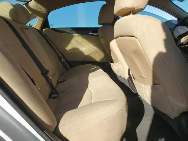 2011 HYUNDAI SONATA GLS  