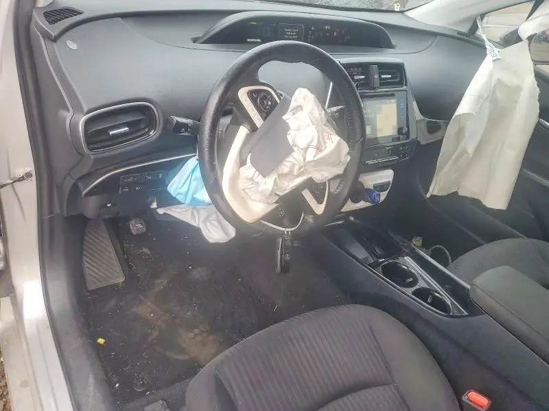 2017 TOYOTA PRIUS THREE  