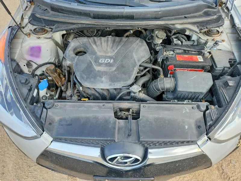 2012 HYUNDAI VELOSTER BASE  