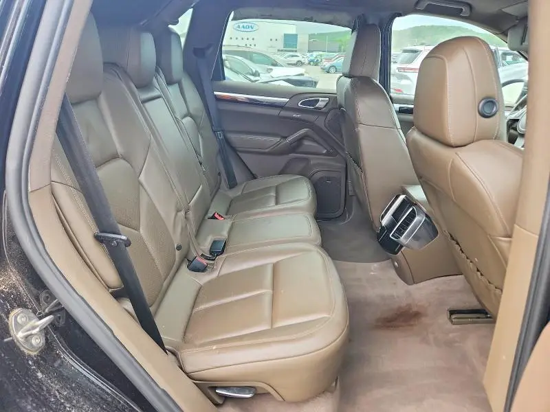 2011 PORSCHE CAYENNE S  