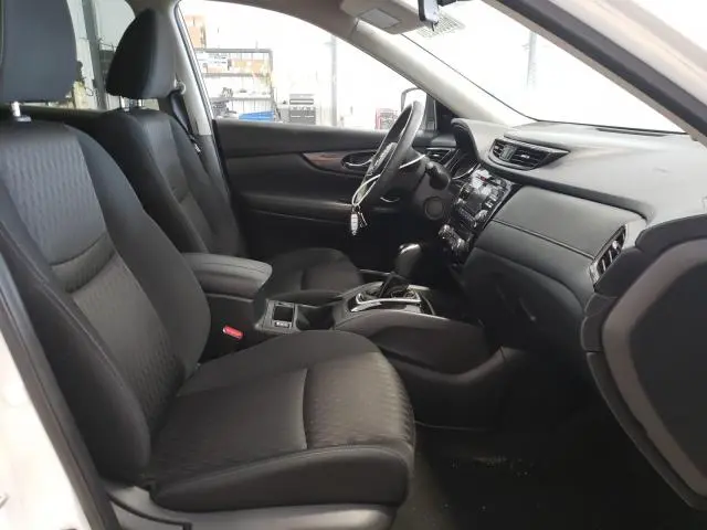 2017 NISSAN ROGUE S