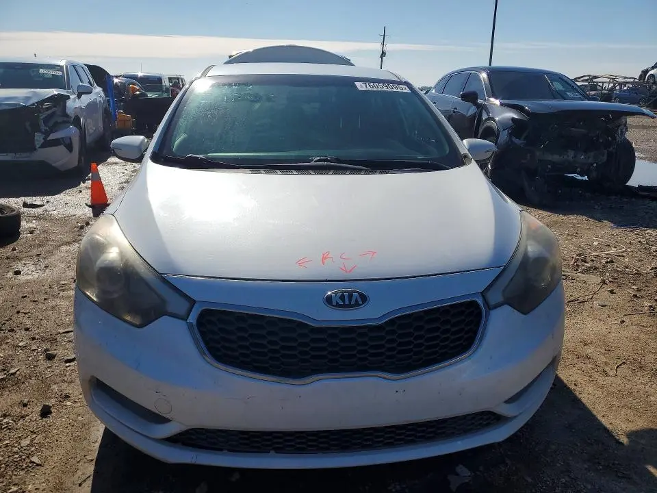2015 KIA FORTE LX  
