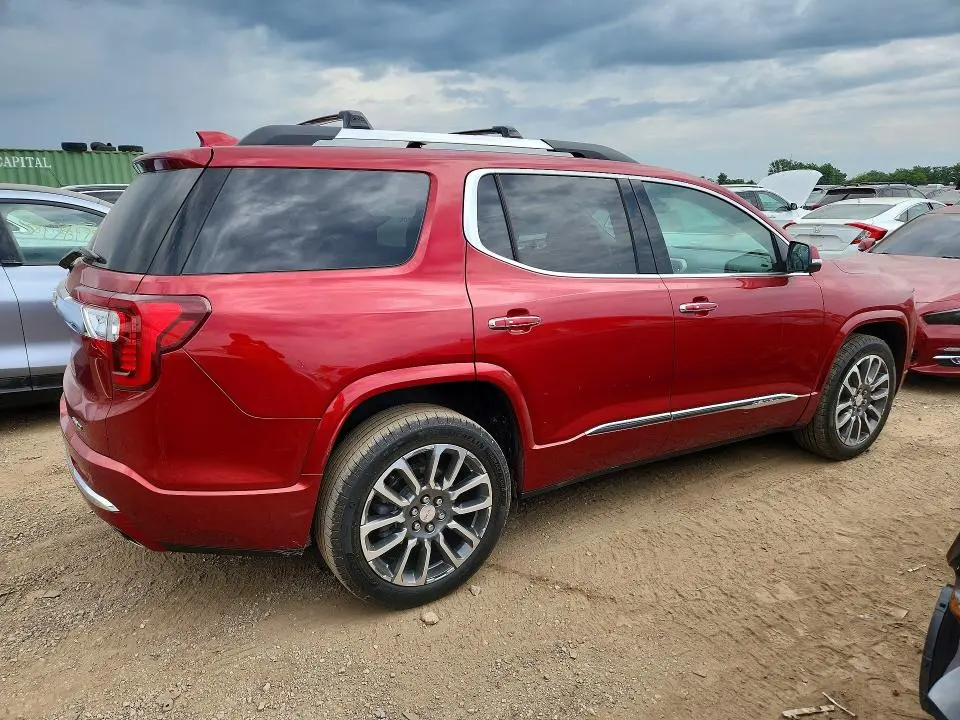 2022 GMC ACADIA DENALI  
