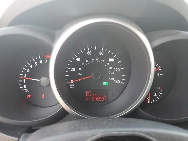 2013 KIA SOUL +  