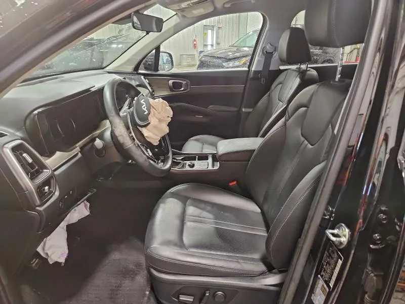 2023 KIA SORENTO X-LINE S  