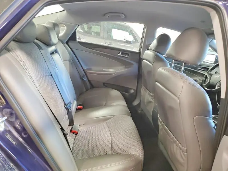 2013 HYUNDAI SONATA SE  