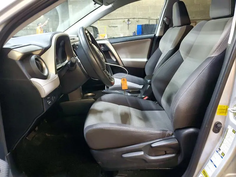 2014 TOYOTA RAV4 XLE  