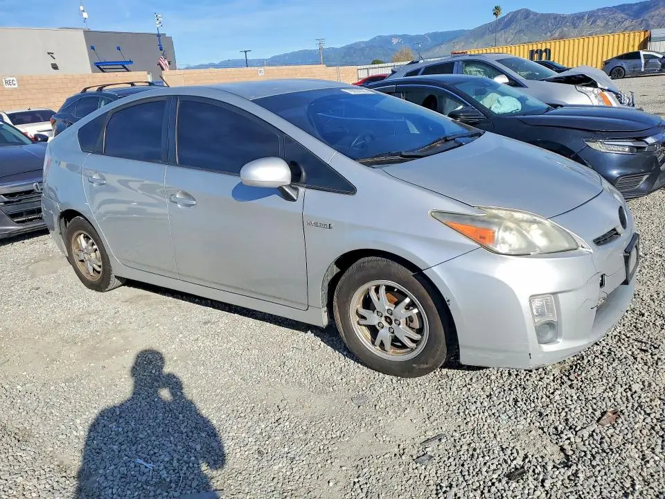 2011 TOYOTA PRIUS TWO  