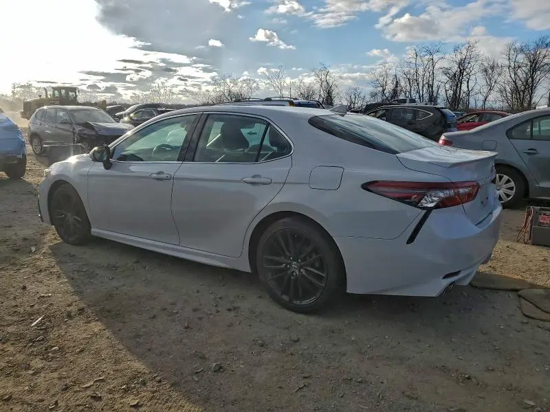 2022 TOYOTA CAMRY XSE  