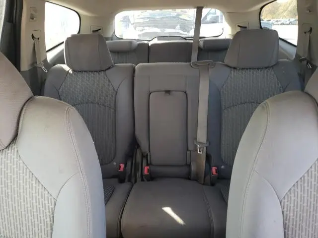 2010 CHEVROLET TRAVERSE LT  