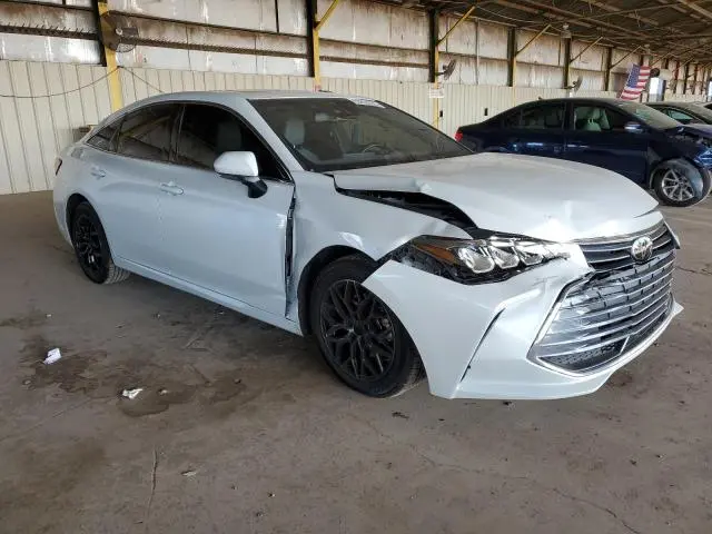 2020 TOYOTA AVALON XLE  