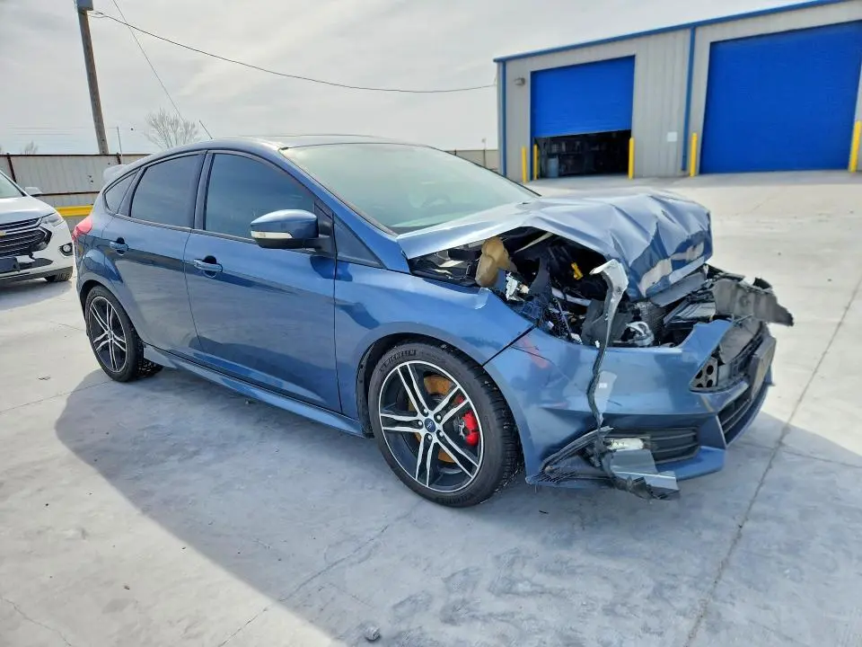 2018 FORD FOCUS   