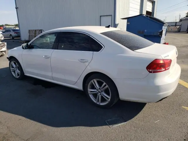 2014 VOLKSWAGEN PASSAT SE  
