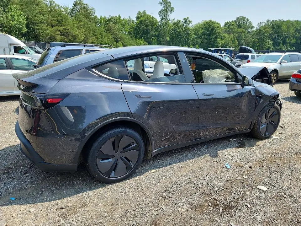 2026 TESLA MODEL Y   