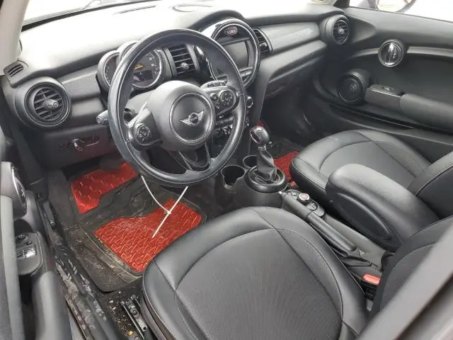 2017 MINI COOPER 