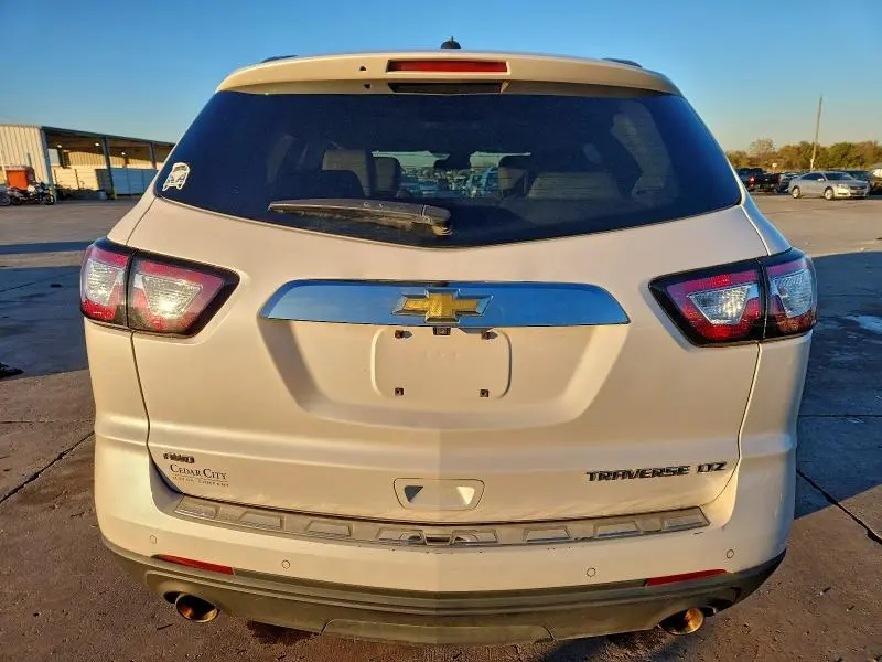 2016 CHEVROLET TRAVERSE LTZ  