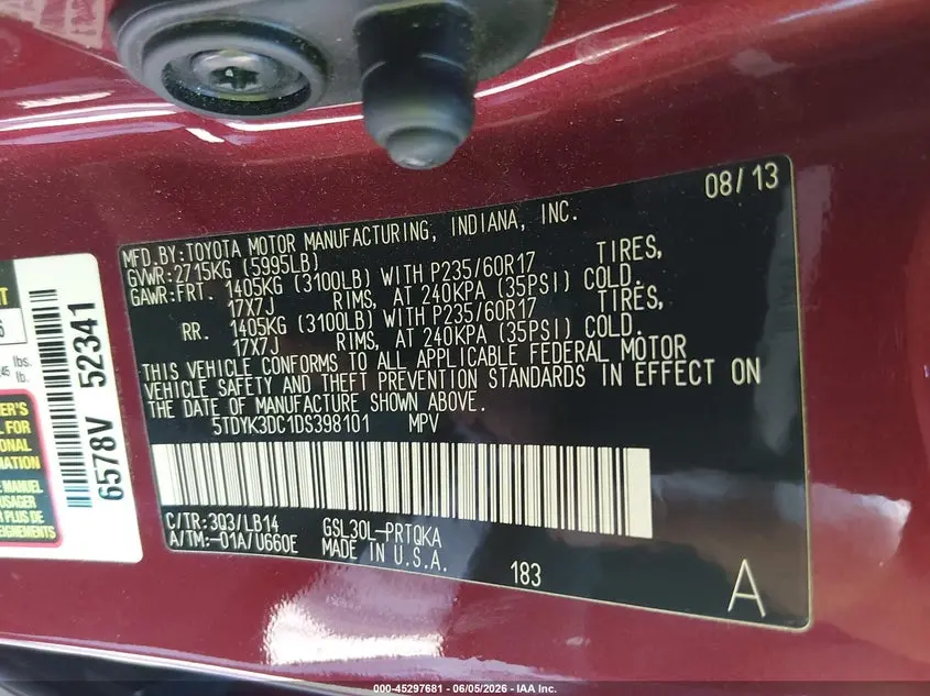 2013 TOYOTA SIENNA XLE V6 8 PASSENGER