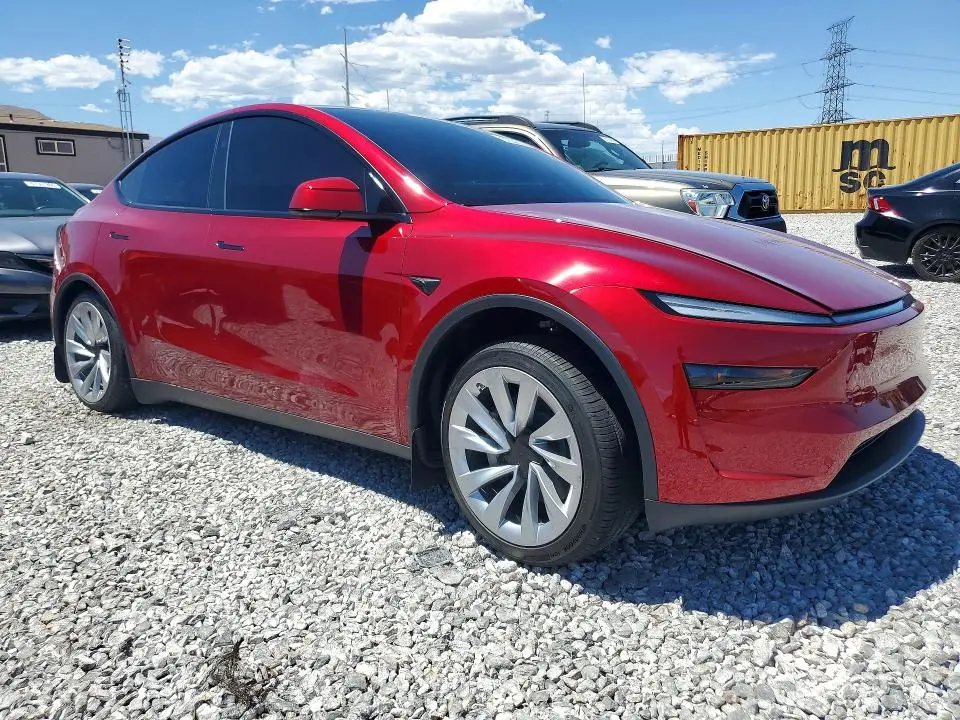 2026 TESLA MODEL Y   