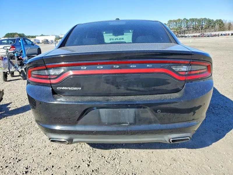 2015 DODGE CHARGER SE  