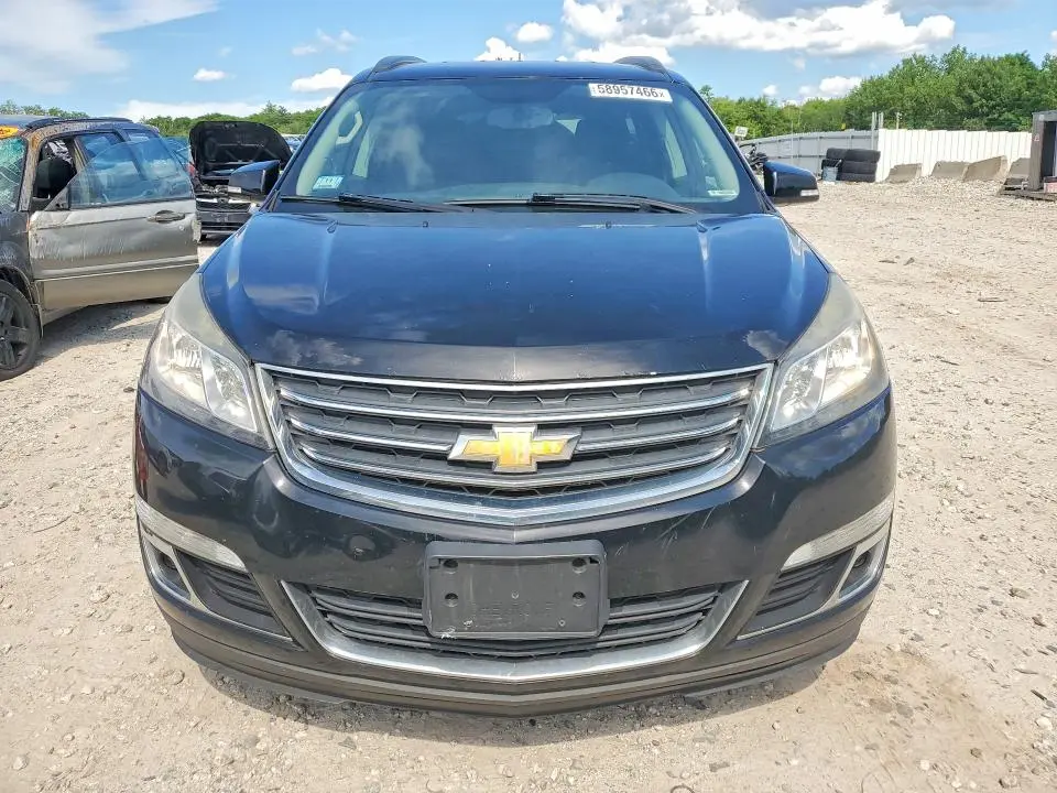 2016 CHEVROLET TRAVERSE LT  