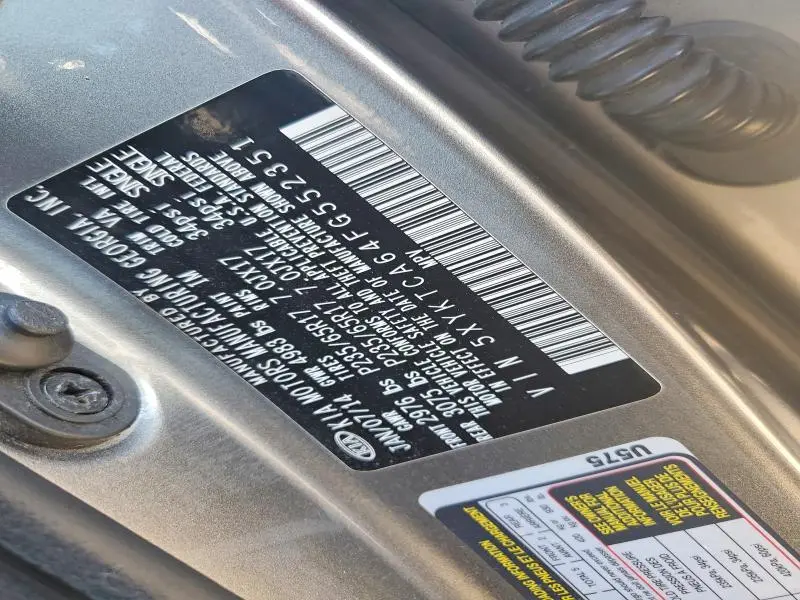 2015 KIA SORENTO LX  