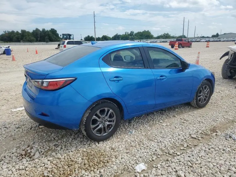 2019 TOYOTA YARIS L  