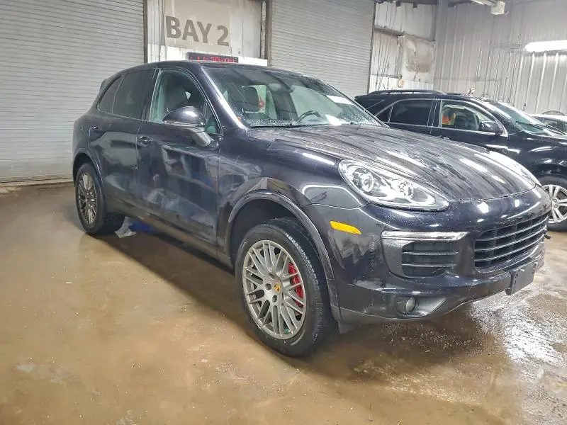 2018 PORSCHE CAYENNE   