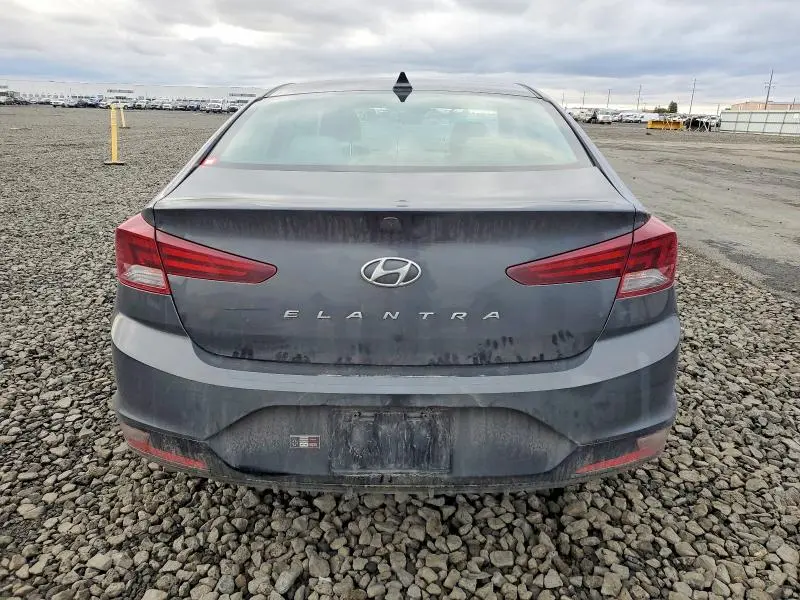 2020 HYUNDAI ELANTRA SEL  