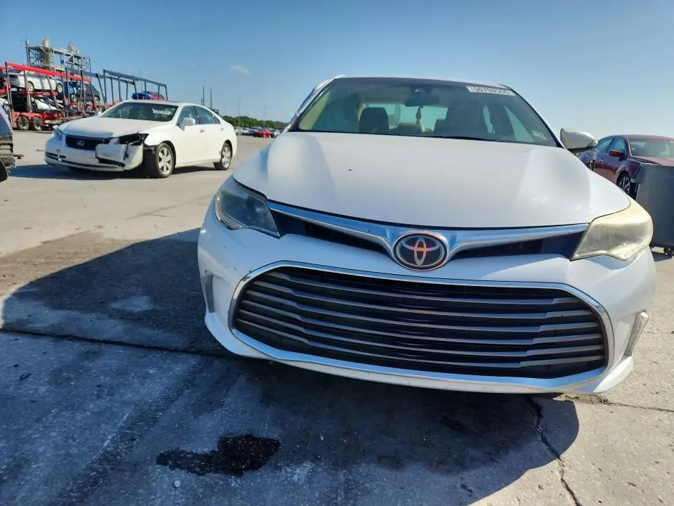 2017 TOYOTA AVALON XLE  