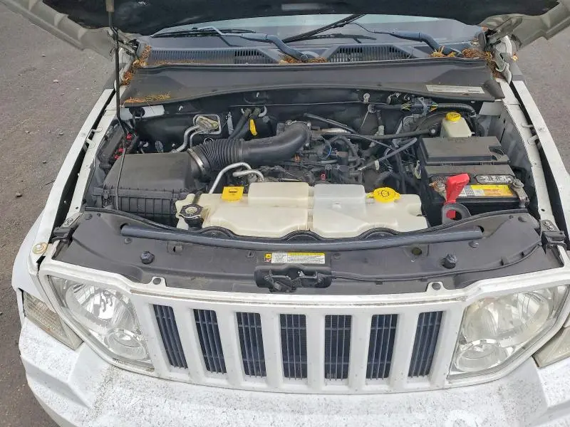 2011 JEEP LIBERTY SPORT  