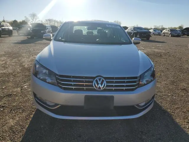 2015 VOLKSWAGEN PASSAT SEL  