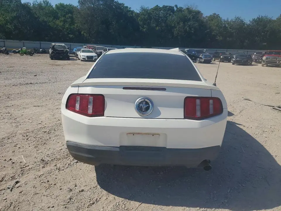 2010 FORD MUSTANG   