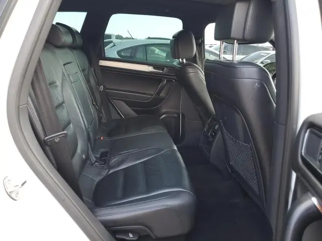 2017 VOLKSWAGEN TOUAREG WOLFSBURG  